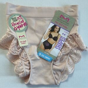 Maidenform Shapes Lace Briefs - Cream